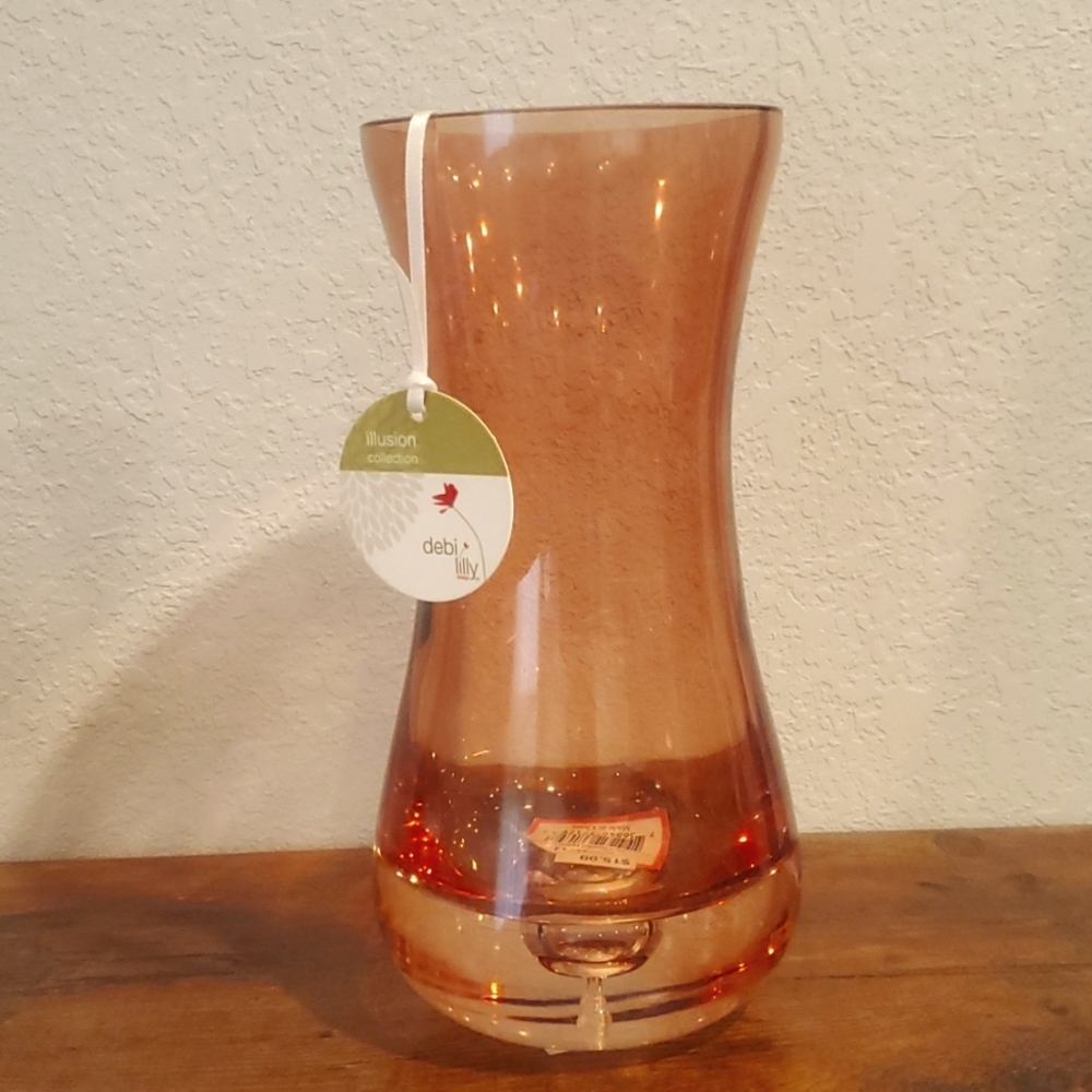 Debi Lilly Rose Colored Vase NWT
